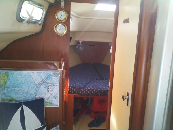 V Berth from aft of head