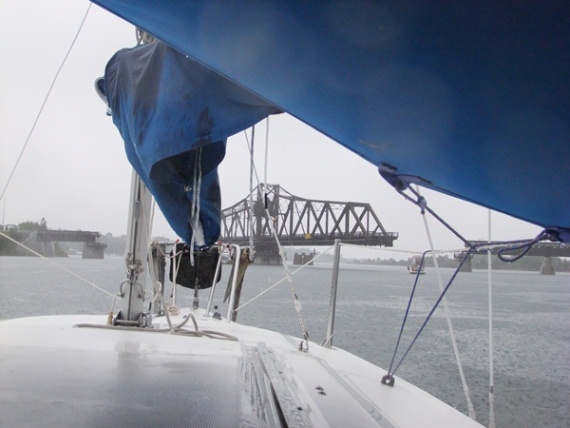 Waiting in the rain for the Bridge at Little Current to open Lake Huron
Jemardo 1995 M26S