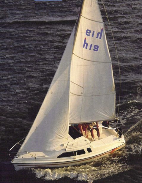 sailboatdata.com