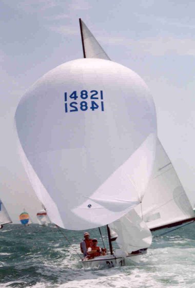 sailboatdata.com