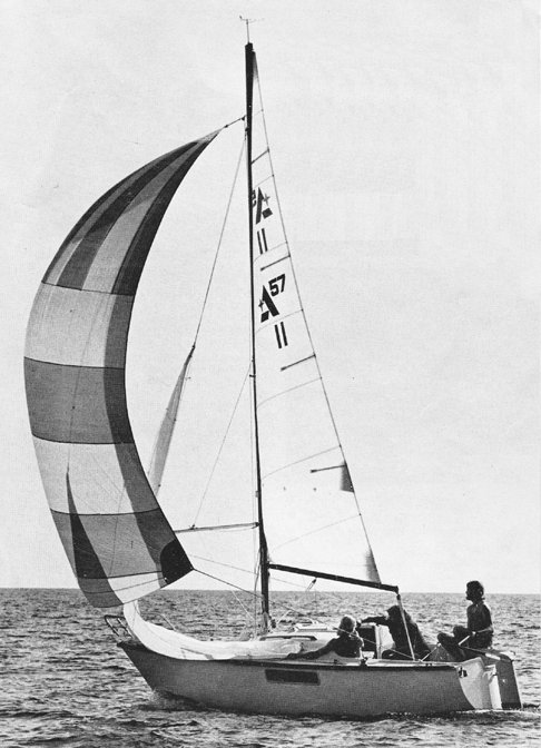 sailboatdata.com