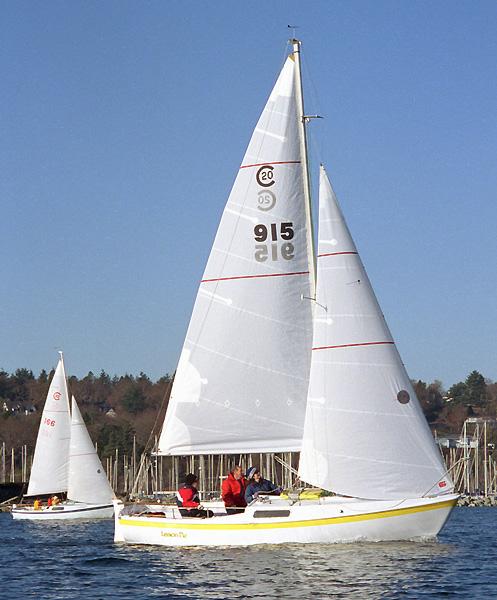 sailboatdata.com