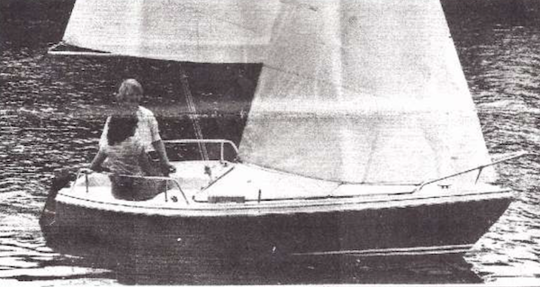 sailboatdata.com