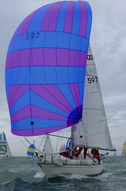 sailboatdata.com