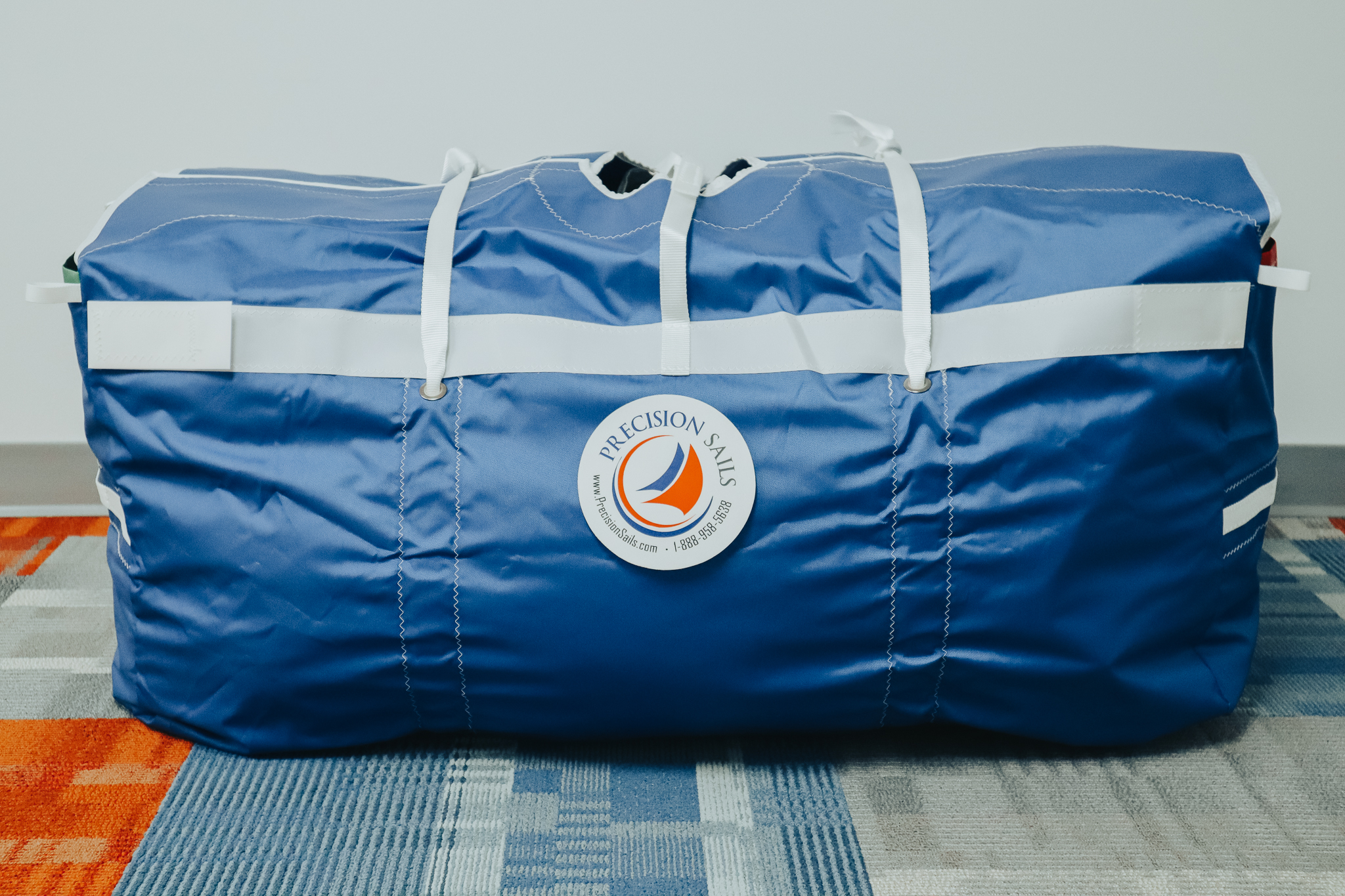 www.precisionsailloft.com